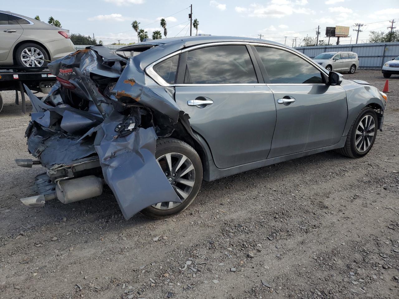 2018 Nissan Altima - Image 3