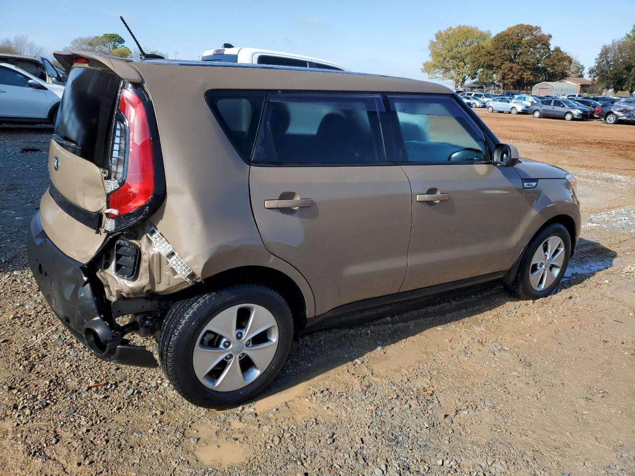 VIN KNDJN2A24F7129327 2015 KIA SOUL no.3