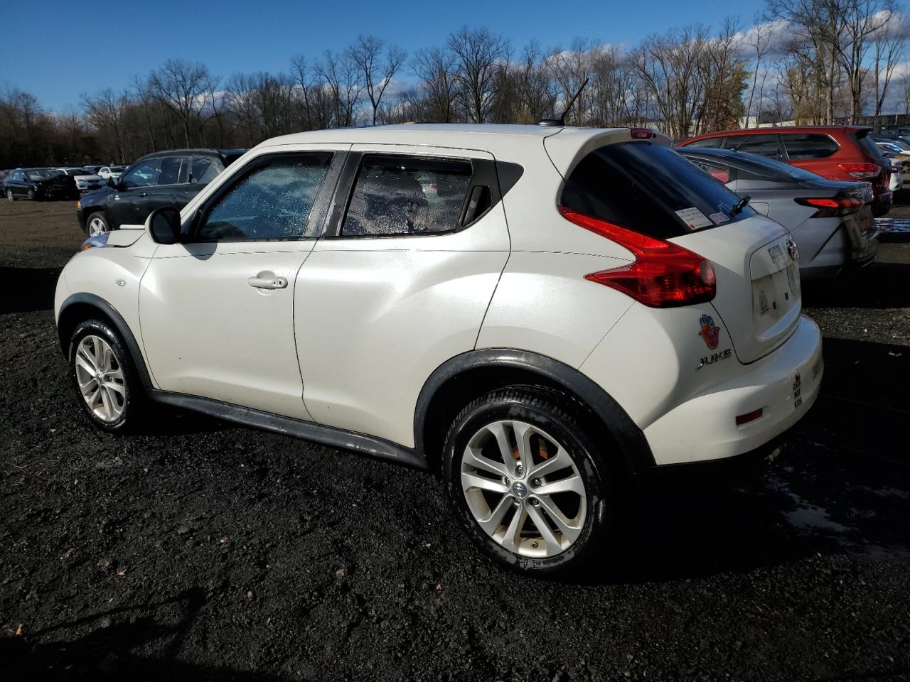 2013 Nissan Juke - Image 2