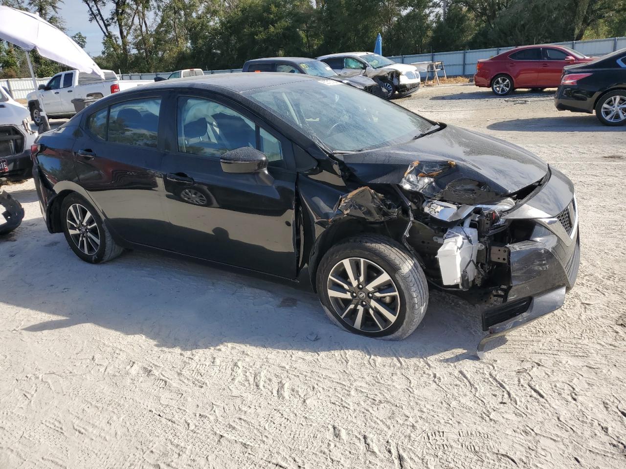 2021 Nissan Versa - Image 4