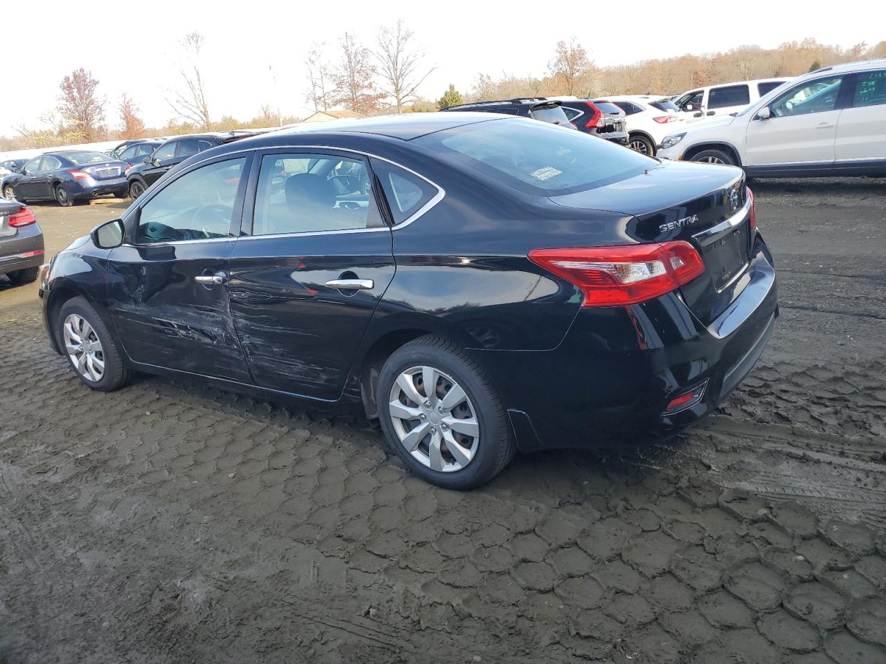 2016 Nissan Sentra - Image 2