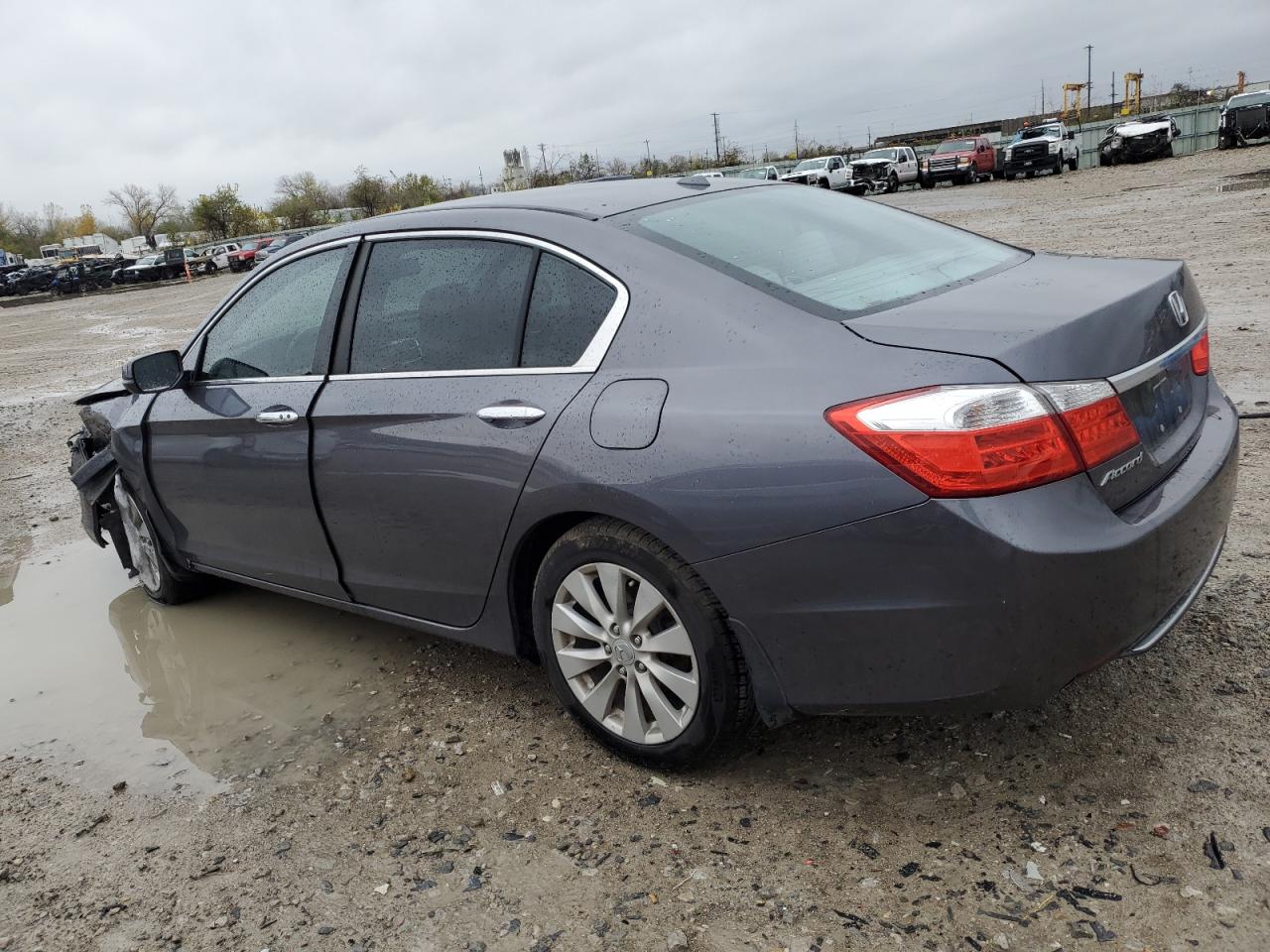 1HGCR2F8XFA026248 2015 HONDA ACCORD - Image 2