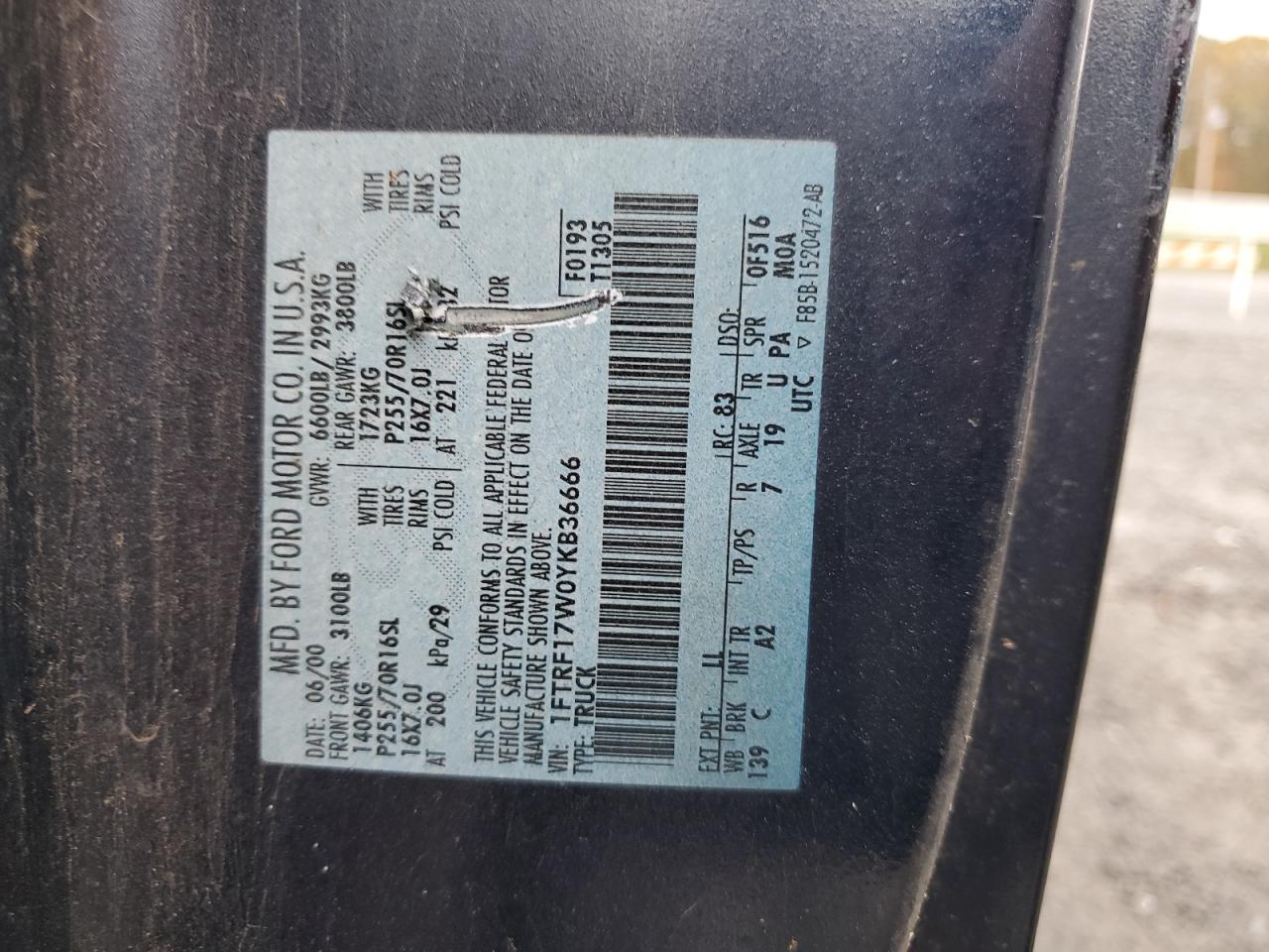 2000 Ford F-150 - Image 12