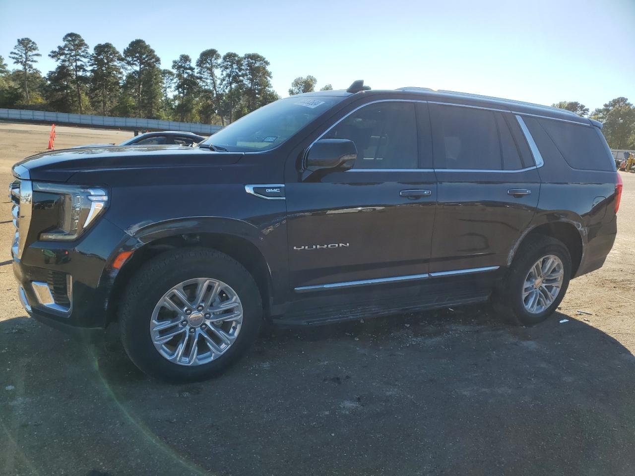 2021 GMC Yukon - Image 1