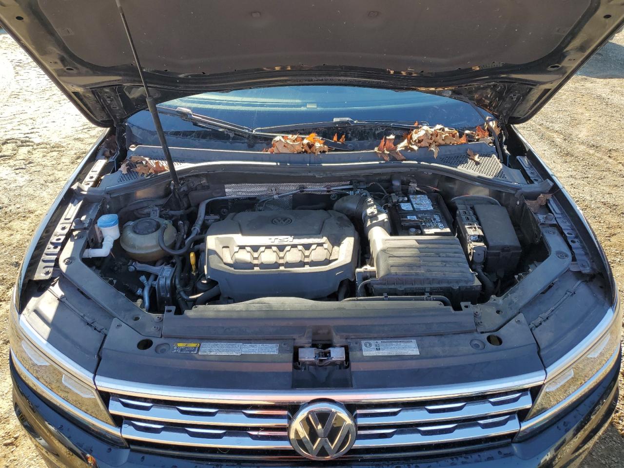 2018 Volkswagen Tiguan Sel Premium VIN: 3VV4B7AX3JM190697 Lot: 81098754