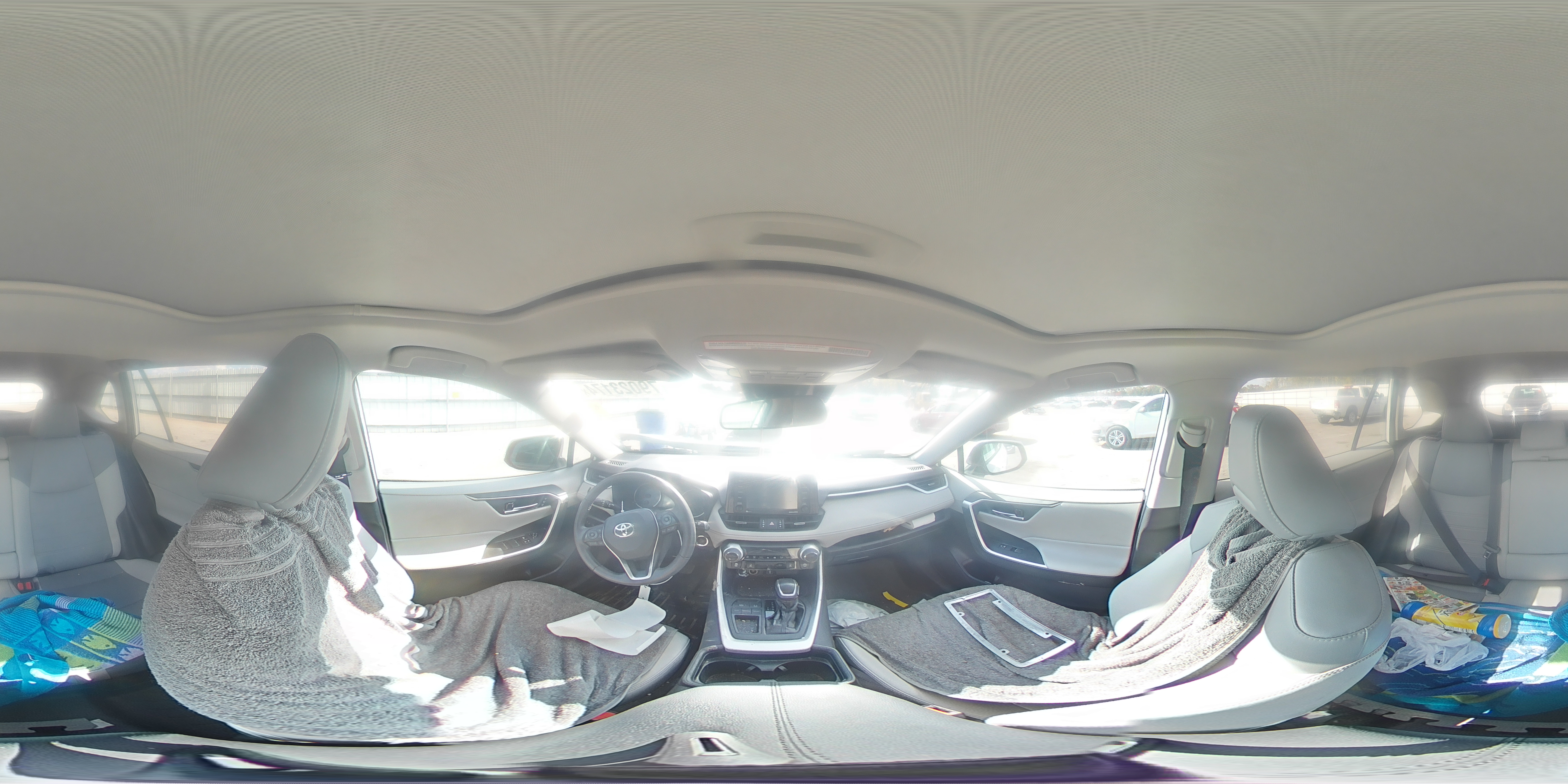 2021 Toyota RAV 4 - Image 13