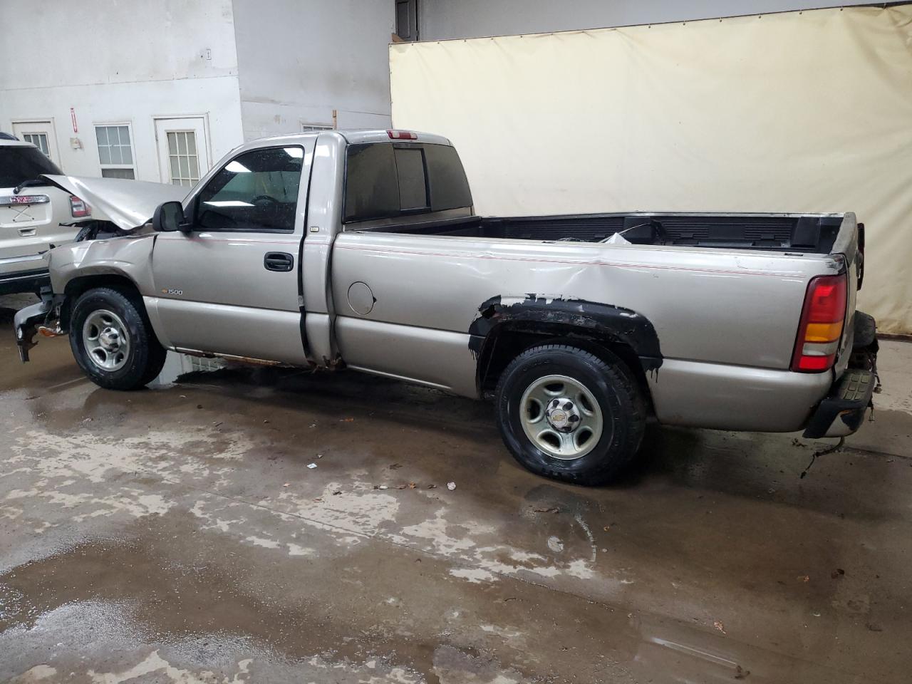 1999 Chevrolet Silverado - Image 2