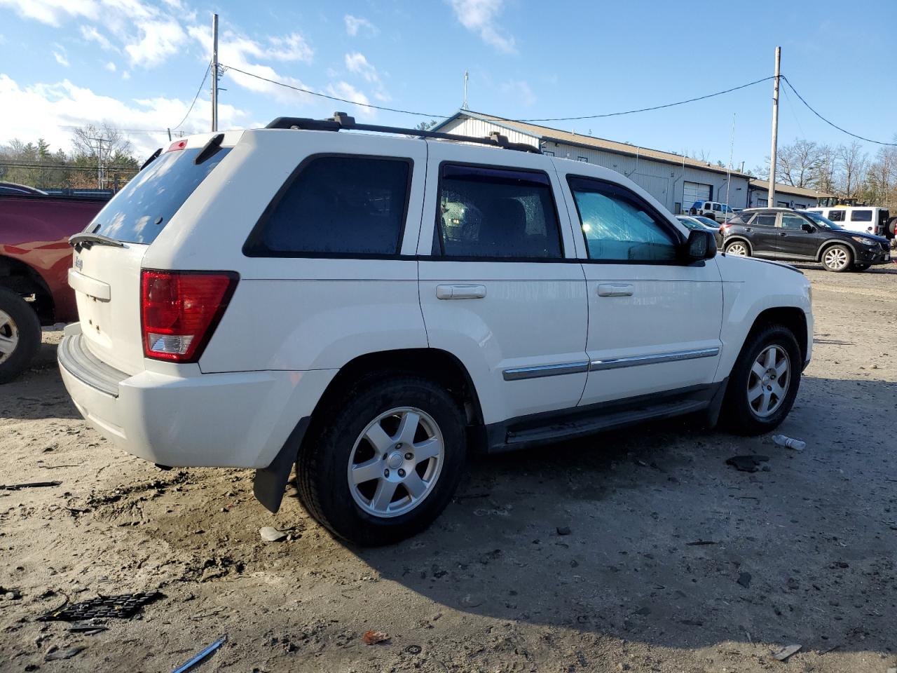 2010 Jeep Grand Cherokee - Image 3