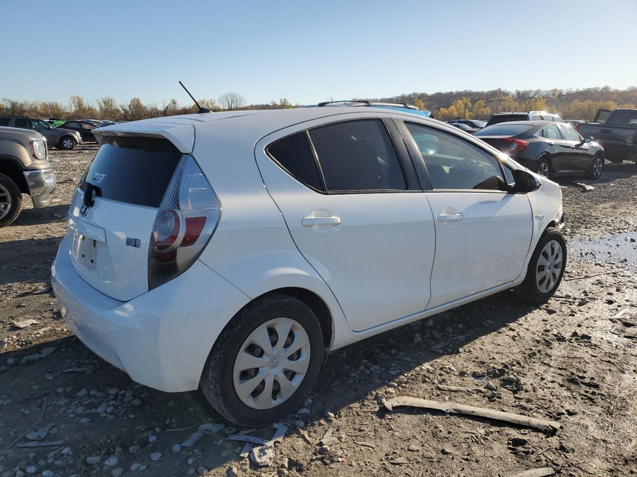 VIN JTDKDTB38D1535759 2013 TOYOTA PRIUS no.3