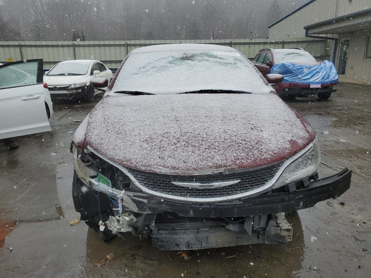 2016 Chrysler 200 - Image 5