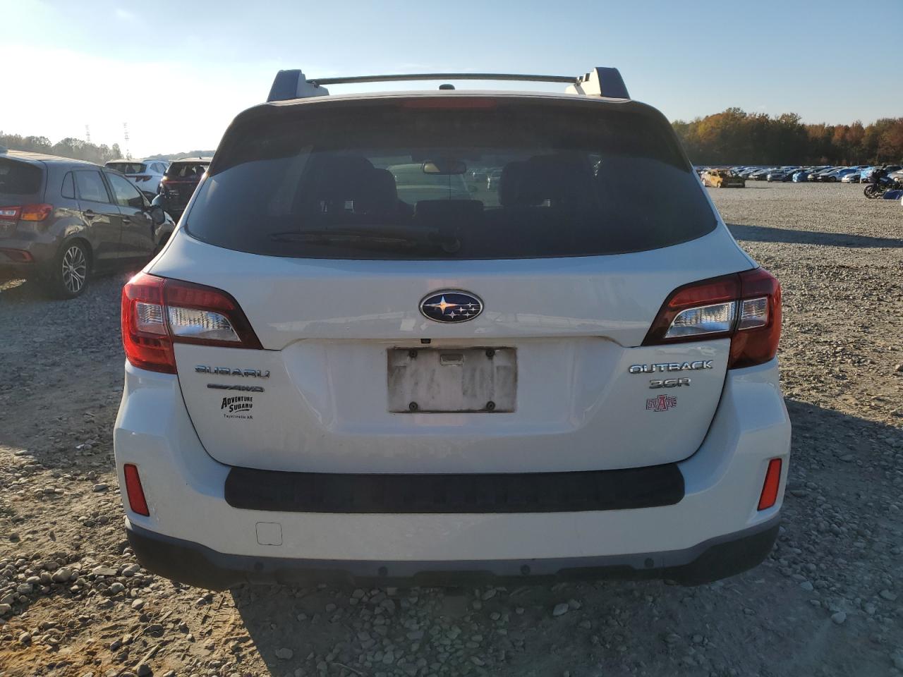 2015 Subaru Outback - Image 6