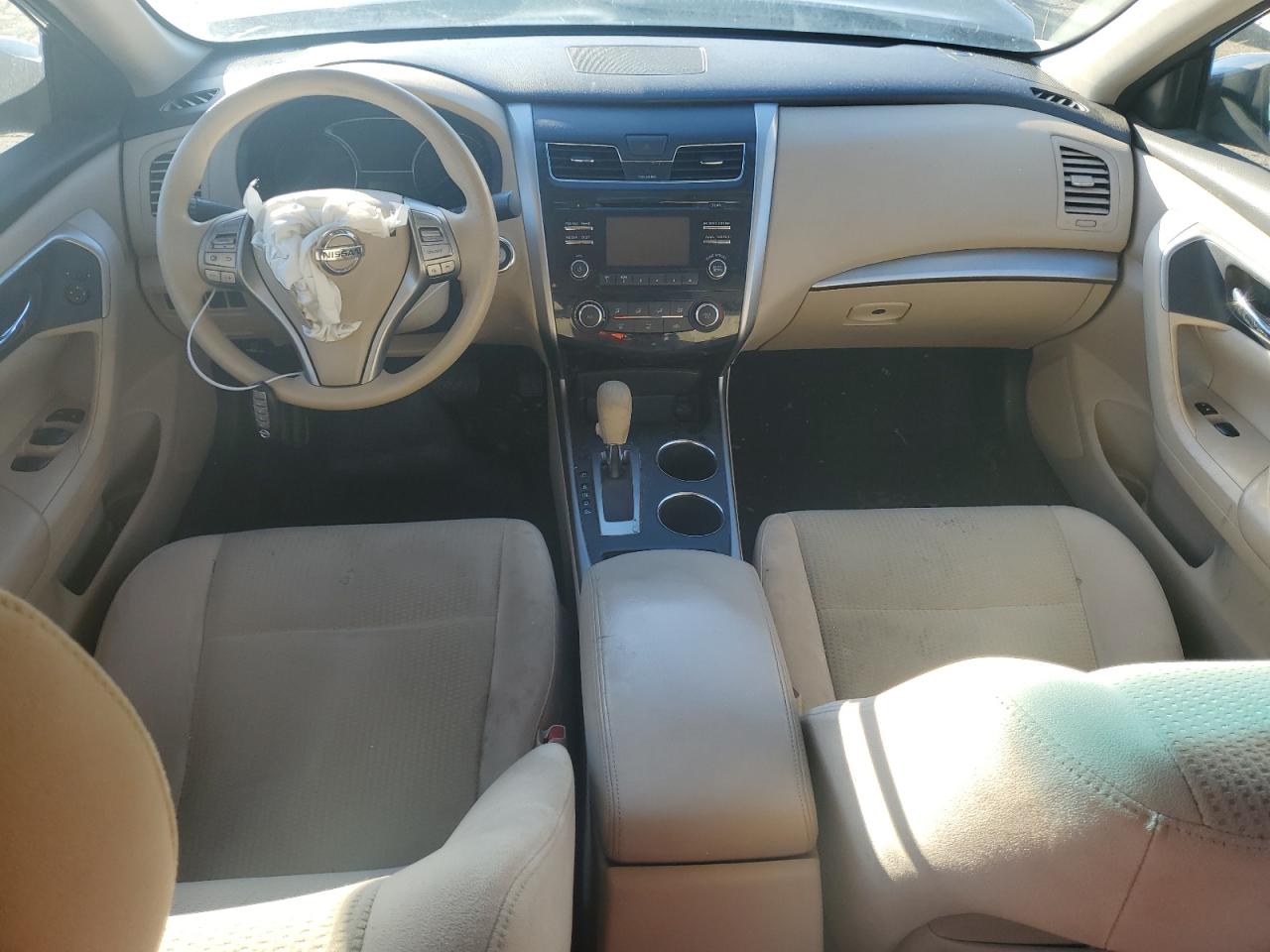 2015 Nissan Altima - Image 8