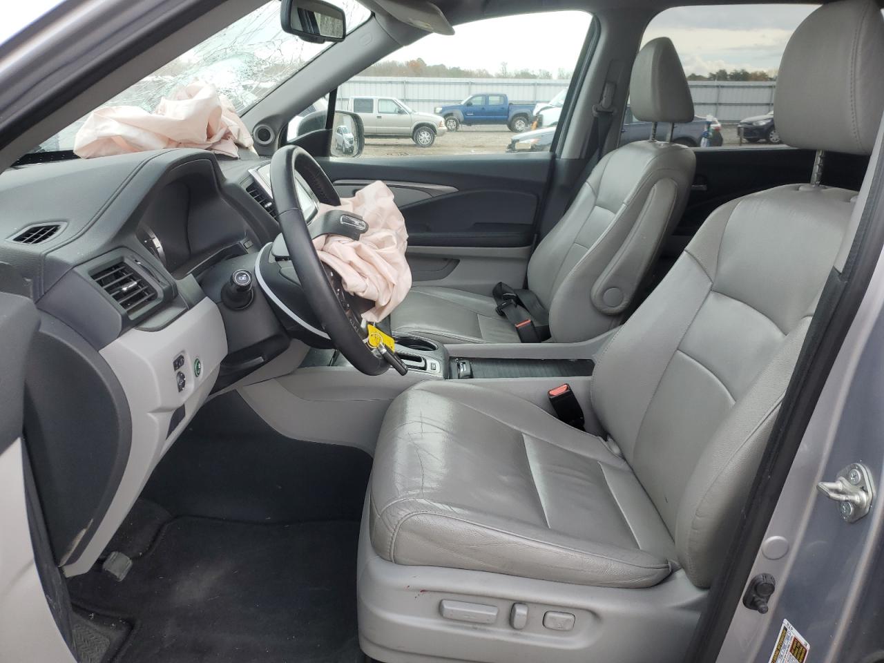 2017 Honda Pilot - Image 7
