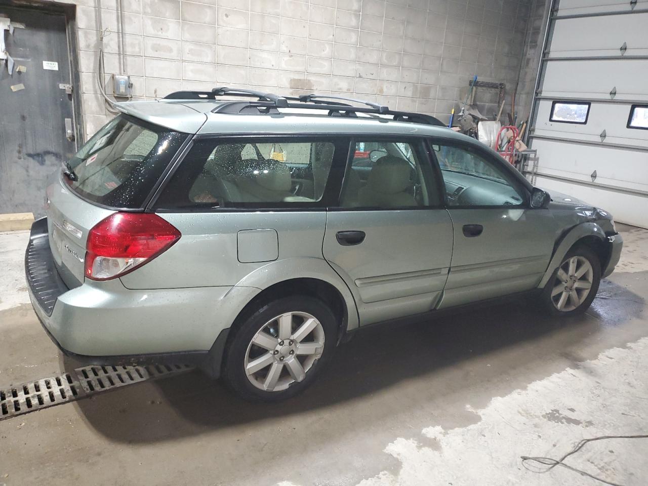 2009 Subaru Outback - Image 3