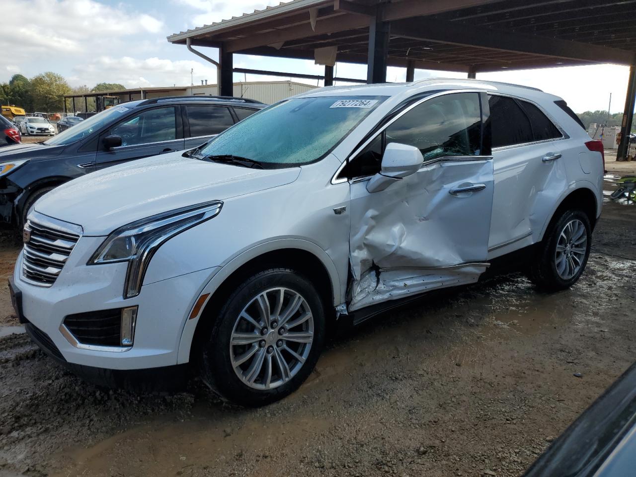 2017 CADILLAC XT5