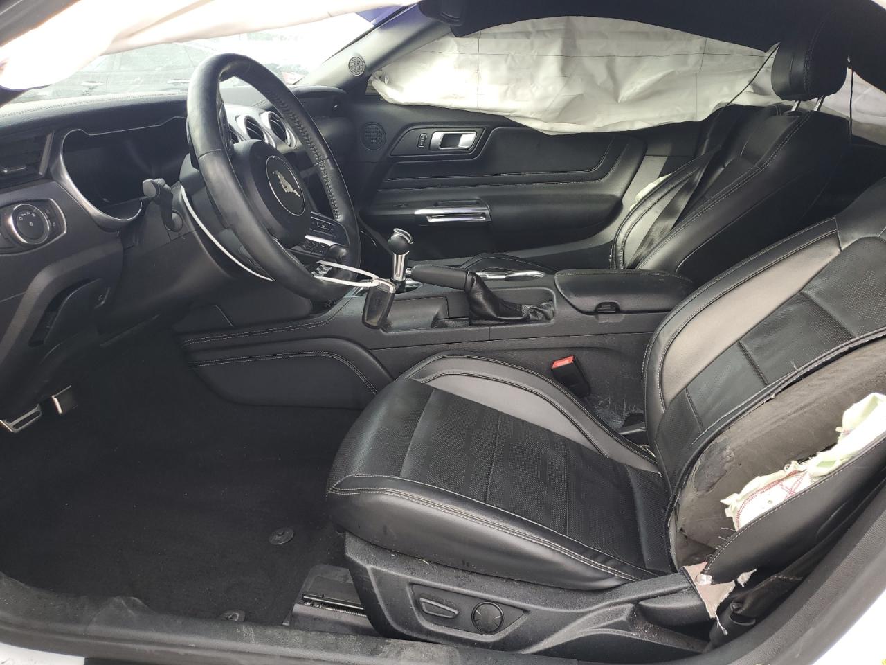 2020 Ford Mustang - Image 7