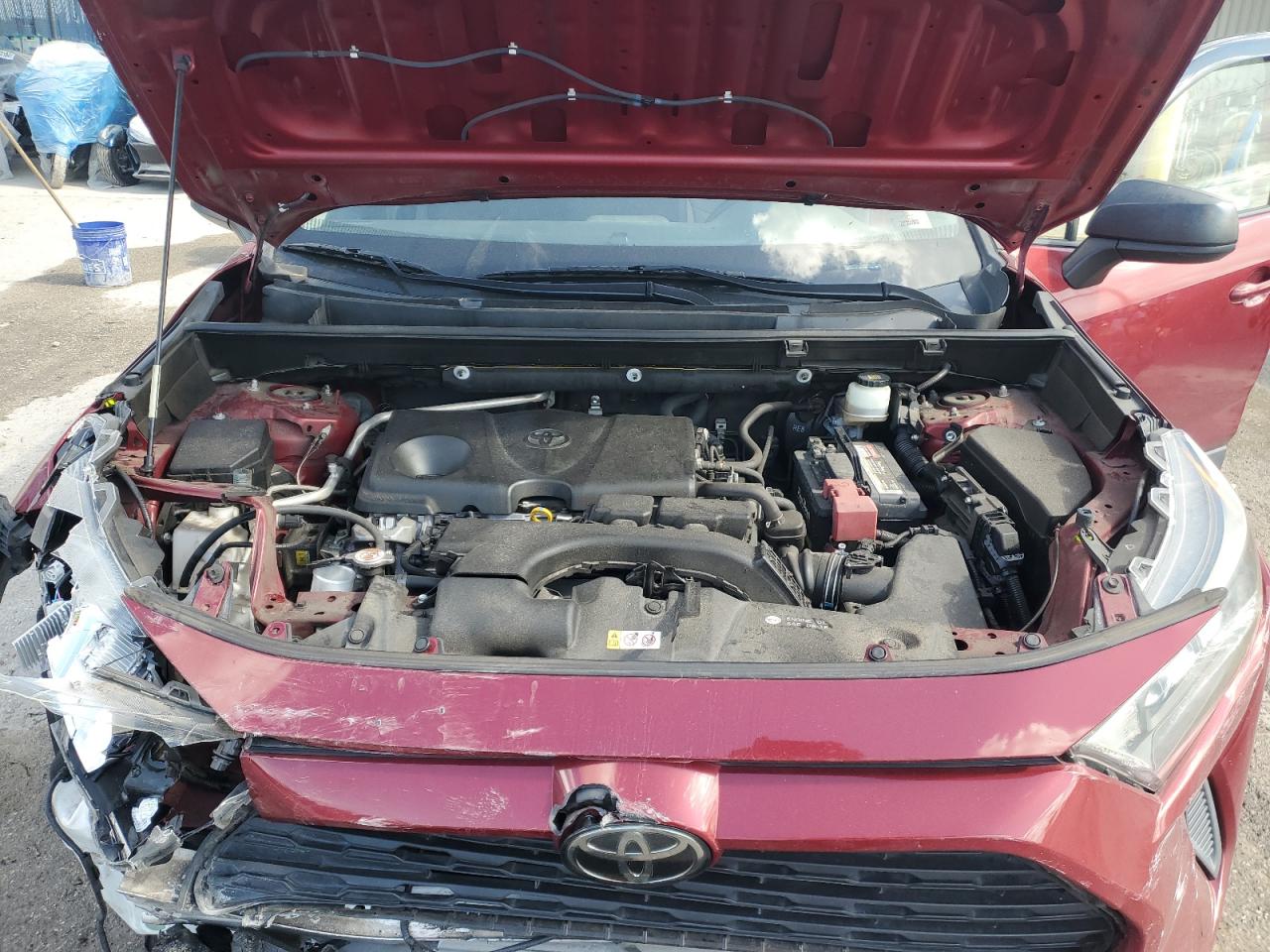 2019 Toyota RAV 4 - Image 12