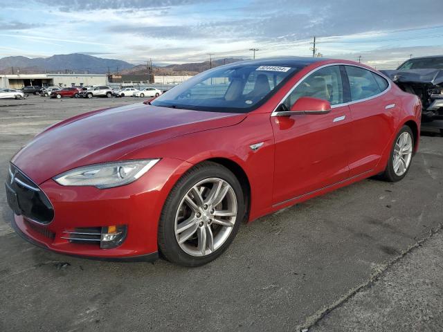  TESLA MODEL S 2013 Красный