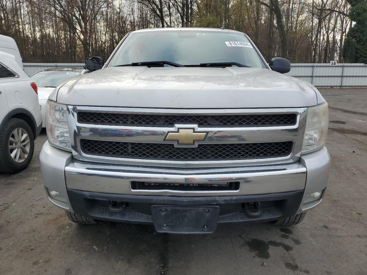 2011 Chevrolet Silverado - Image 5