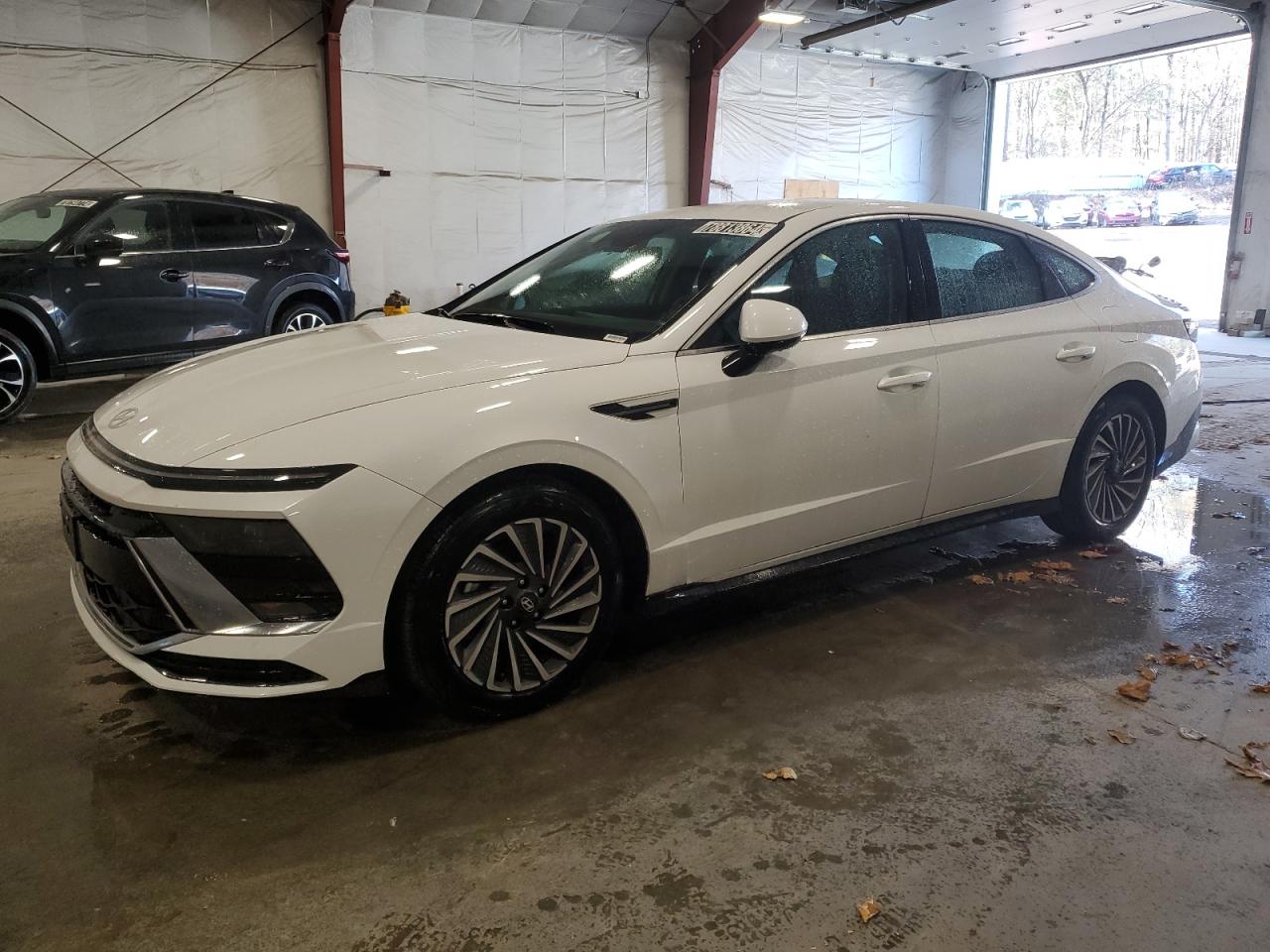 2024 Hyundai Sonata - Image 1