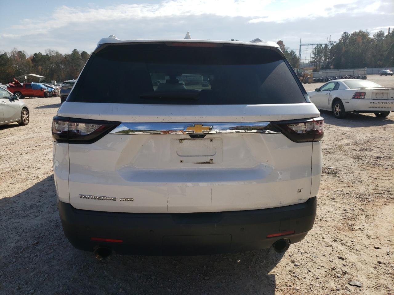 2018 Chevrolet Traverse Lt VIN: 1GNEVHKW5JJ144654 Lot: 79163464