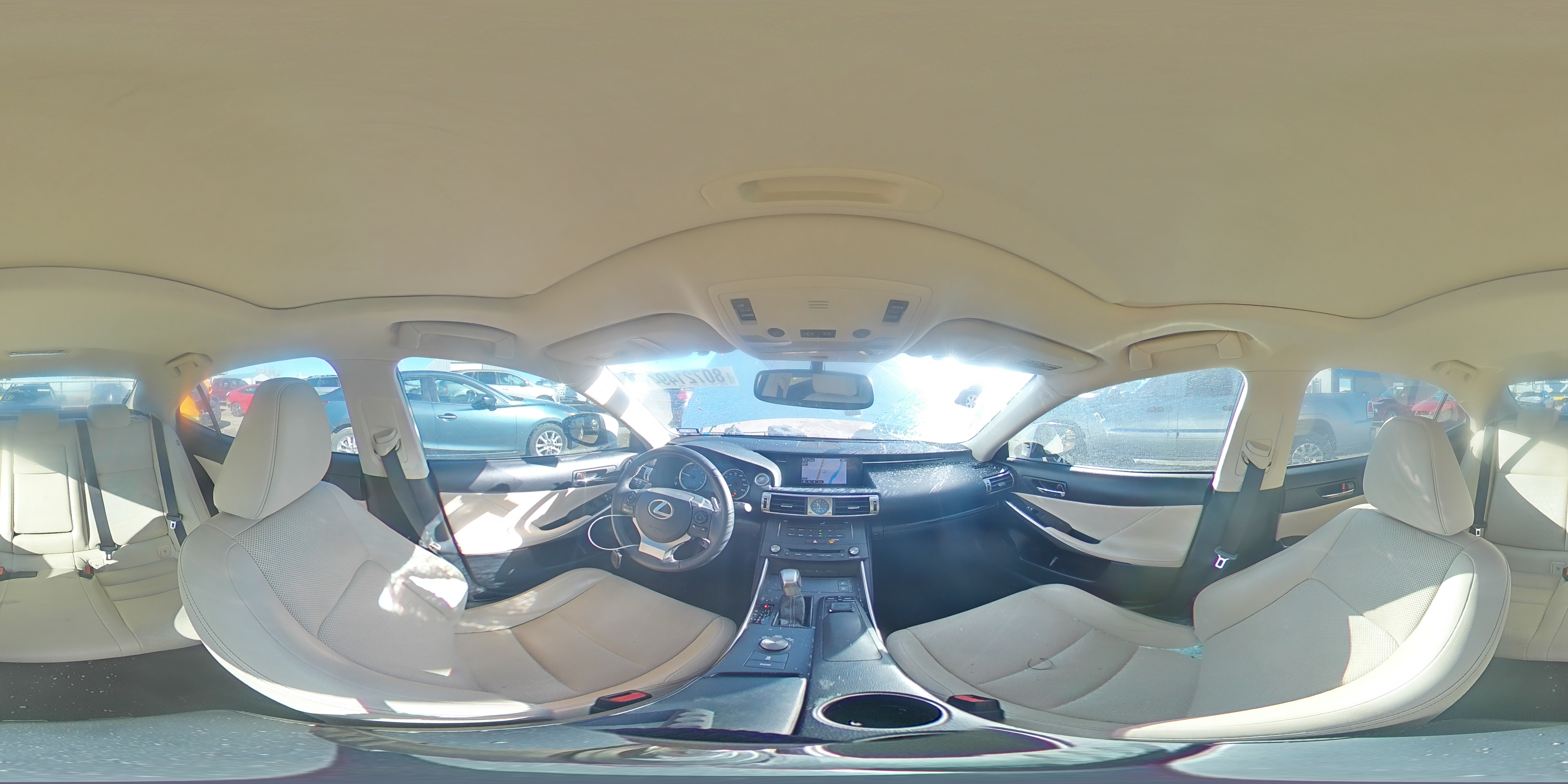 2015 Lexus IS - Image 12