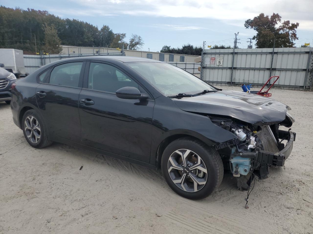 2019 Kia Forte - Image 4