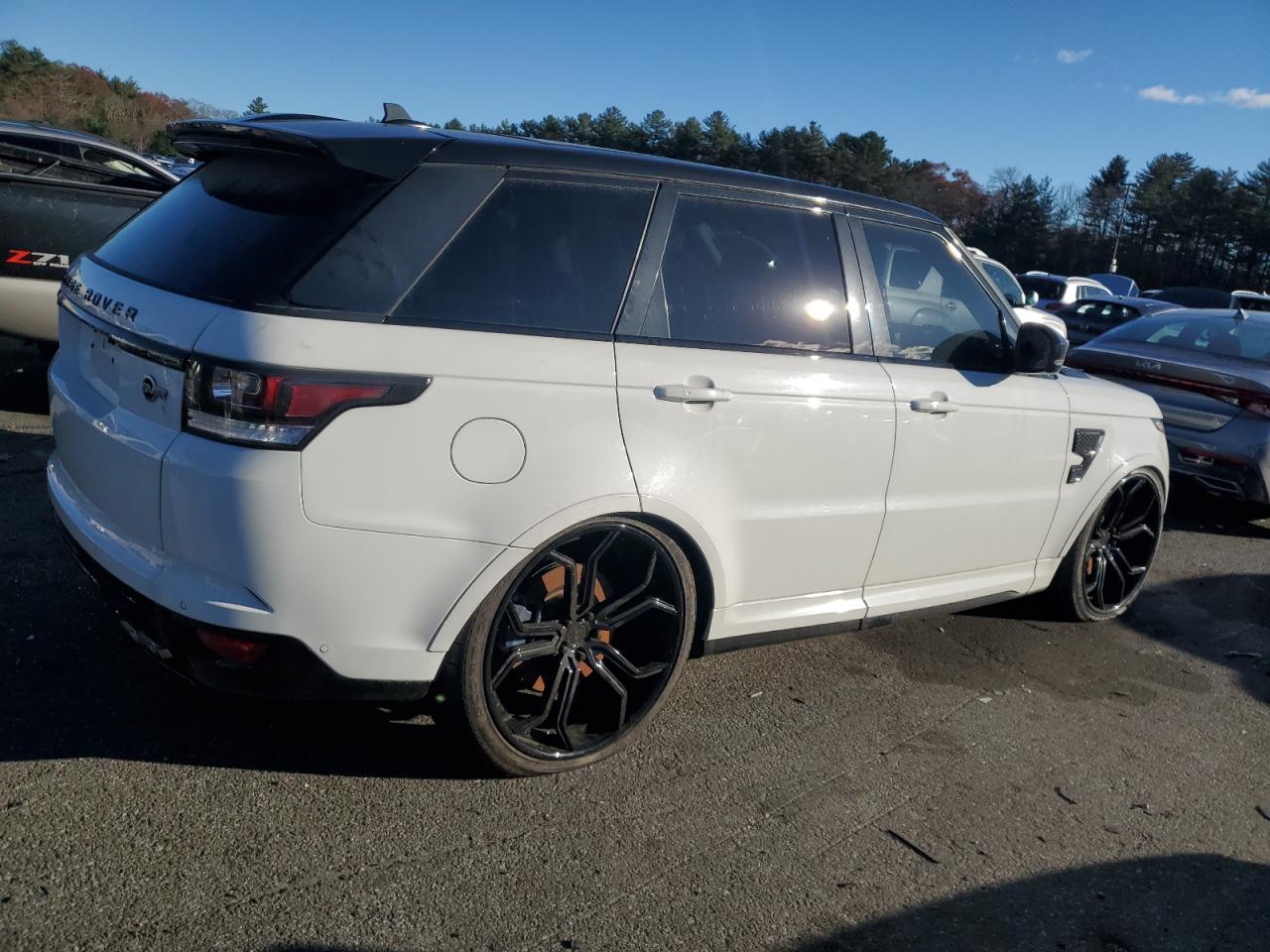 2016 Land Rover Range Rover - Image 3