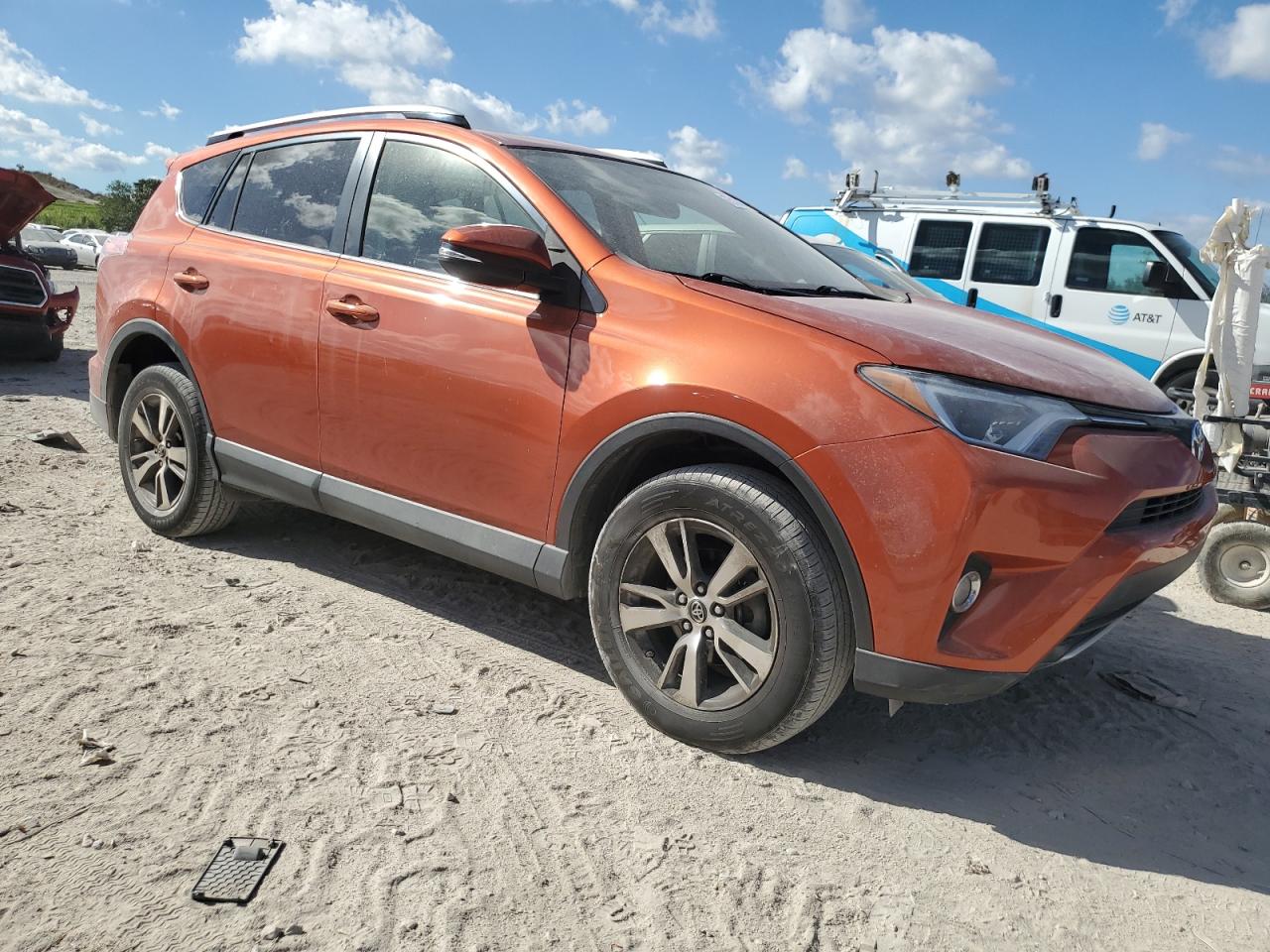 2016 Toyota RAV 4 - Image 4