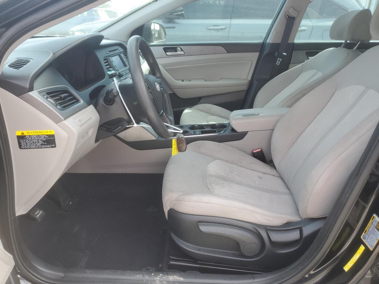 2016 Hyundai Sonata - Image 7