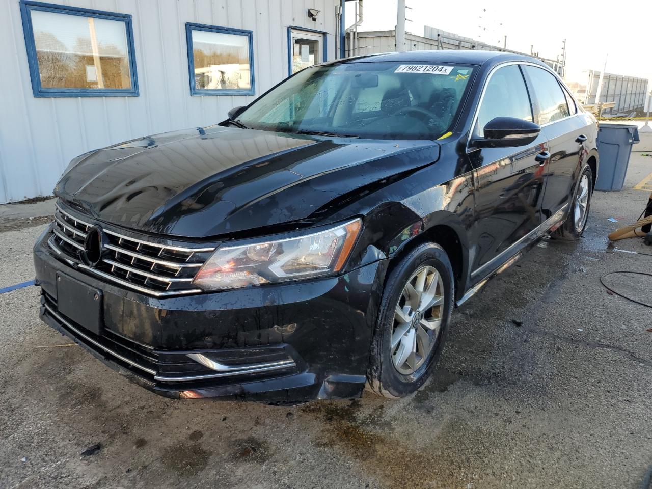 2016 Volkswagen Passat S VIN: 1VWAT7A32GC005879 Lot: 79821204