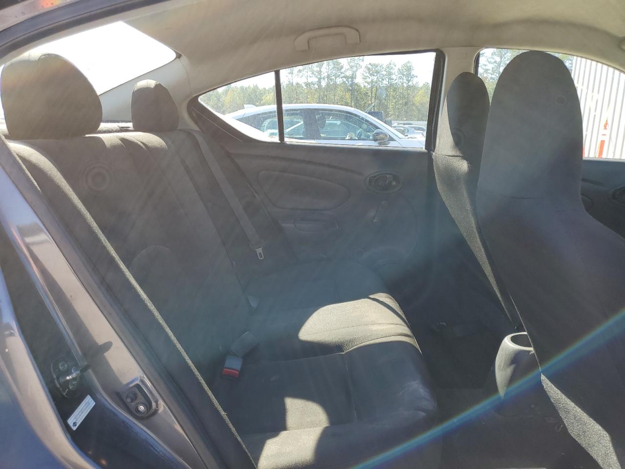 2015 Nissan Versa - Image 10