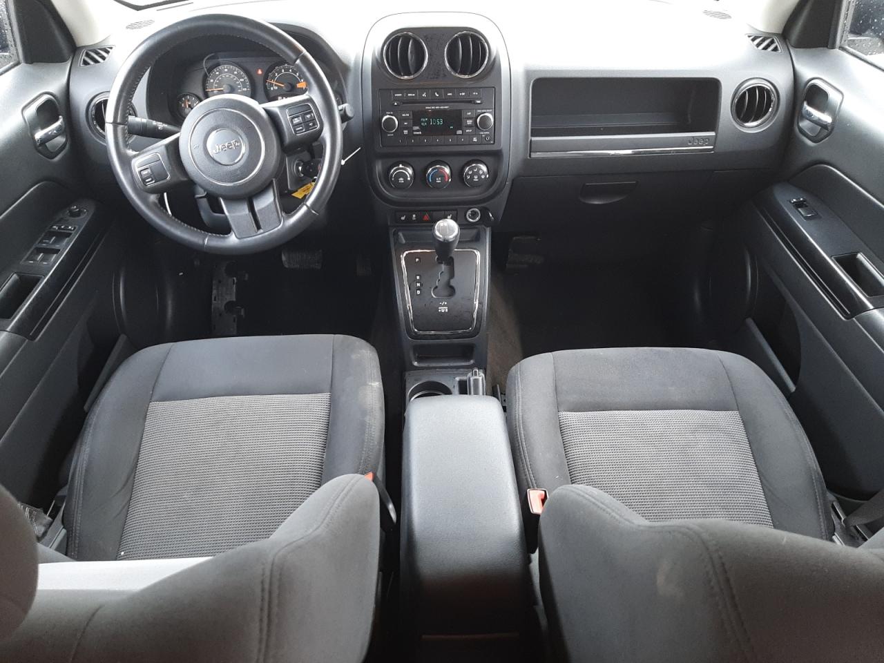 2016 Jeep Liberty (Patriot) - Image 8