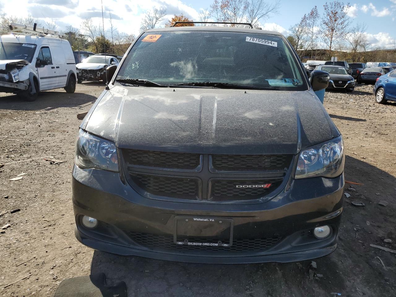 VIN 2C4RDGEGXJR282777 2018 DODGE CARAVAN no.5