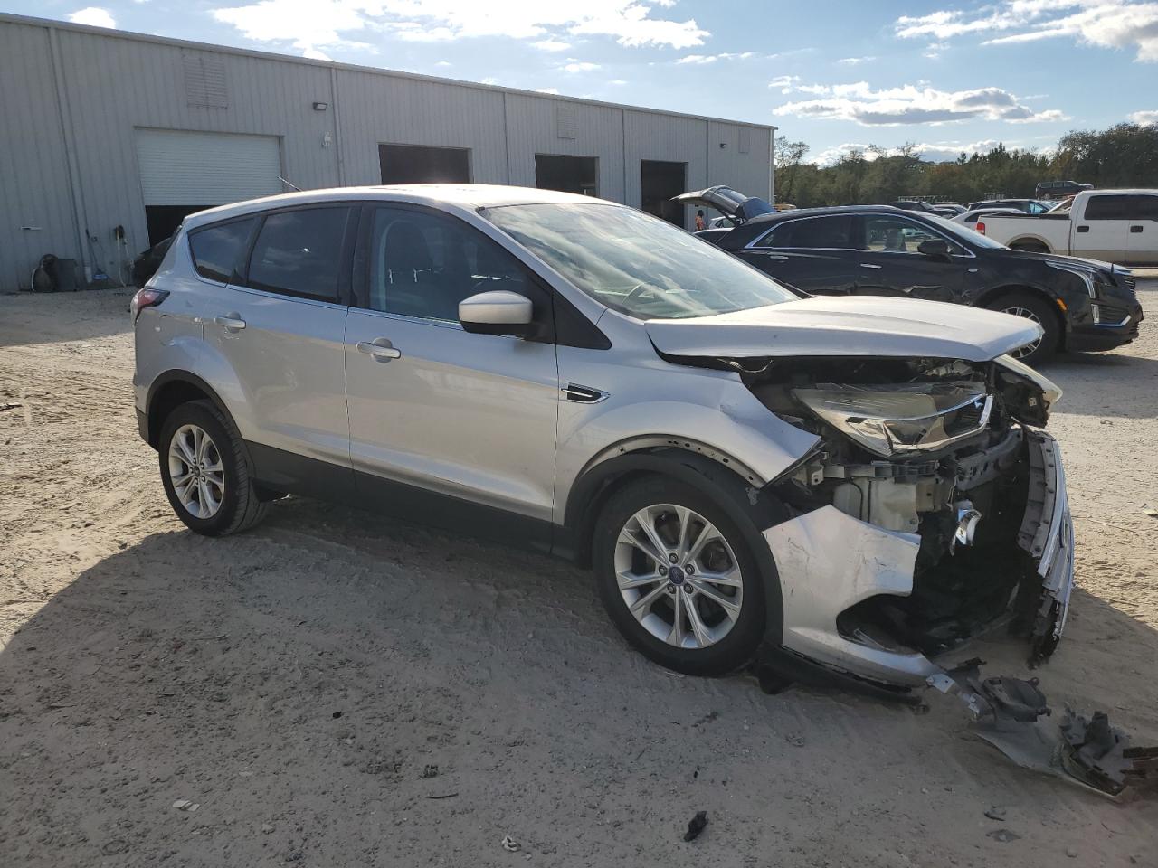 2017 Ford Escape - Image 4