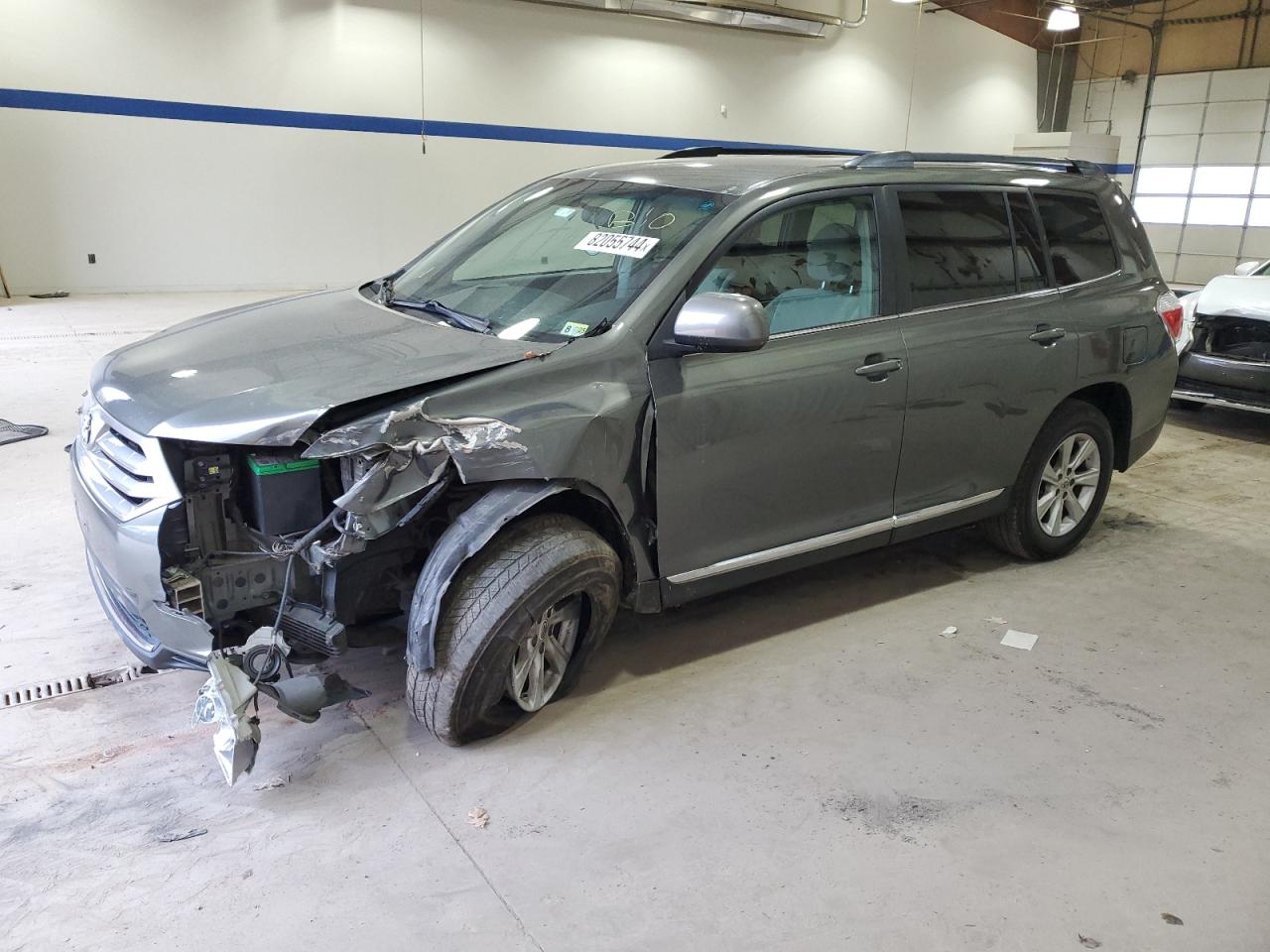 2012 Toyota Highlander - Image 1
