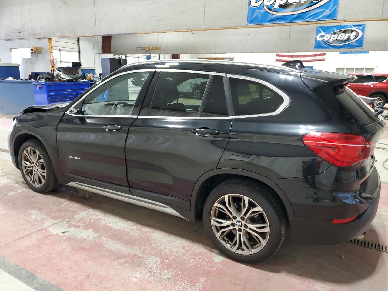 2017 BMW X1 - Image 2