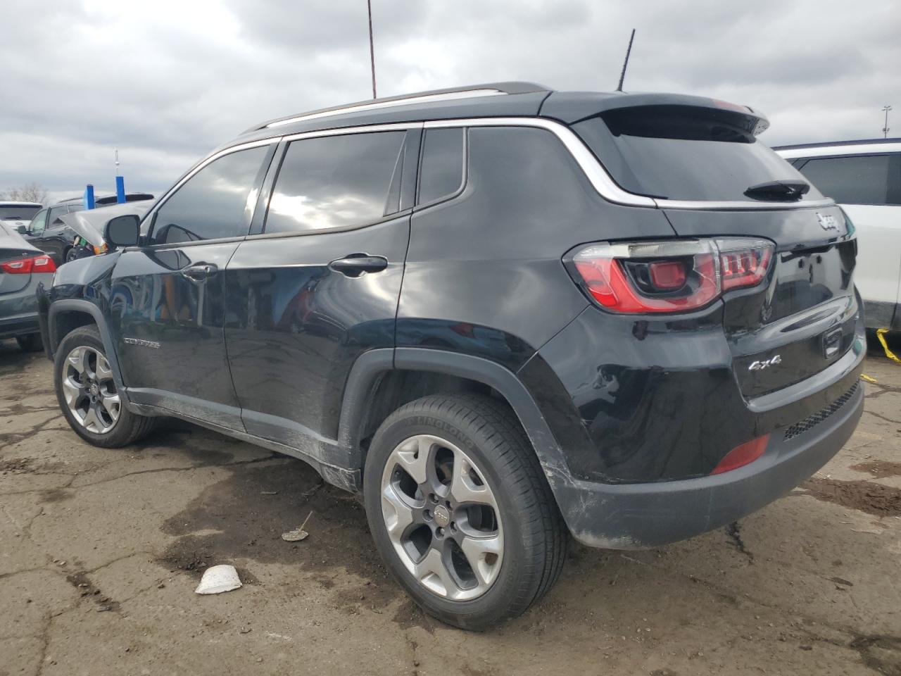 2020 Jeep Compass - Image 2