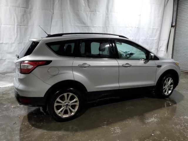  FORD ESCAPE 2018 Srebrny