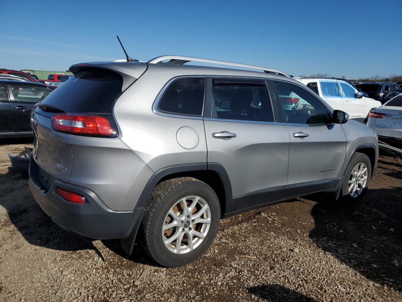 2015 Jeep Grand Cherokee - Image 3