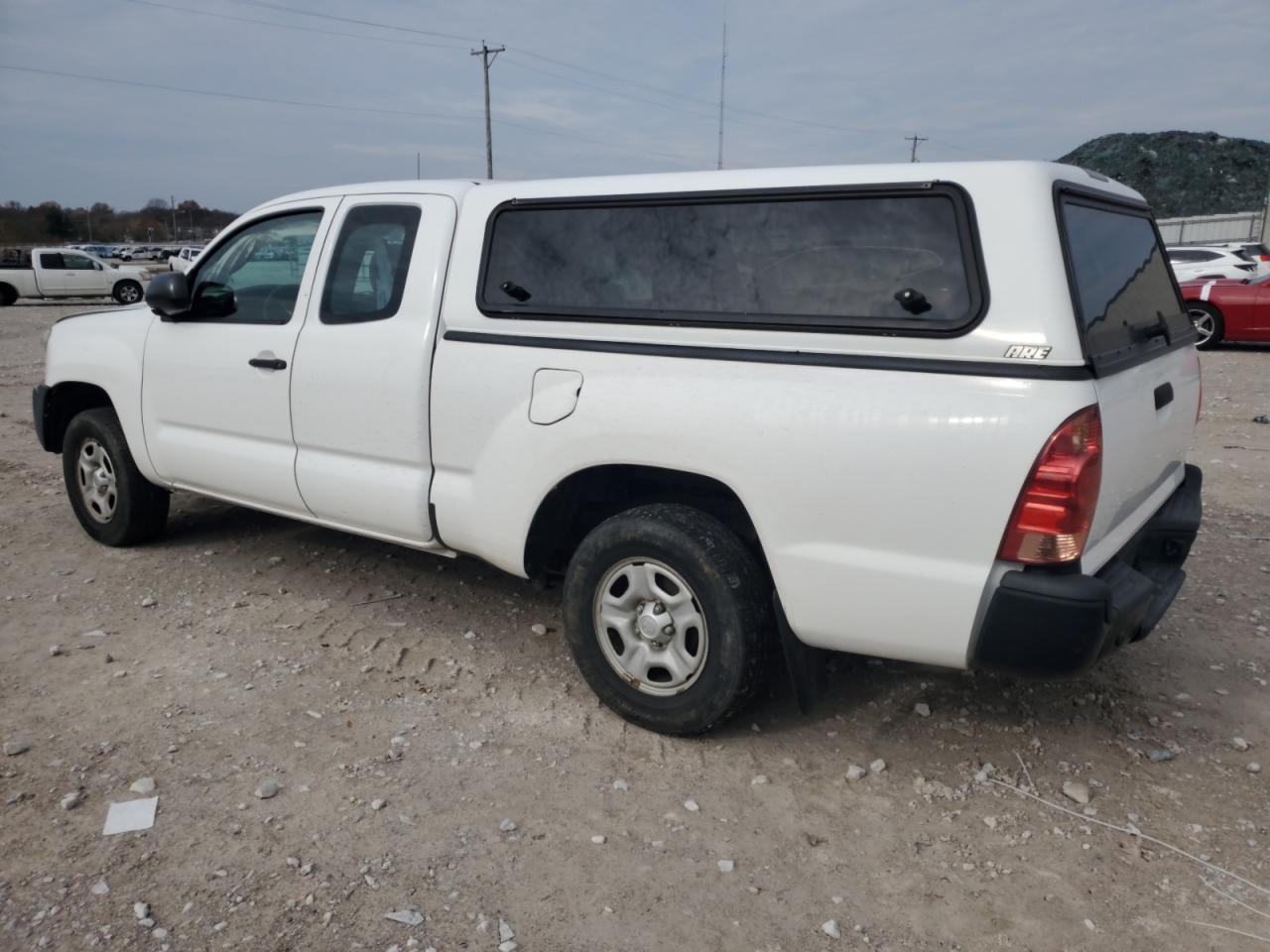 VIN 5TFTX4CN5FX057804 2015 TOYOTA TACOMA no.2