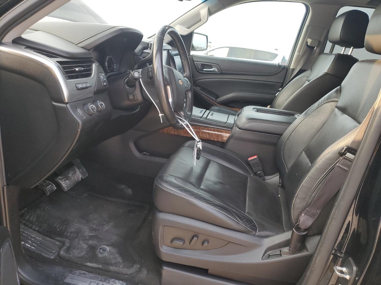 2016 Chevrolet Suburban - Image 7