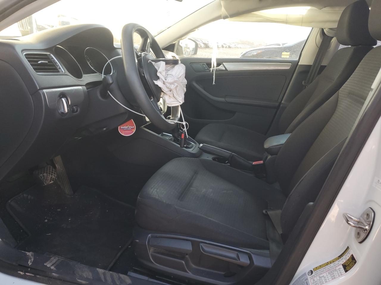 2015 Volkswagen Jetta - Image 7