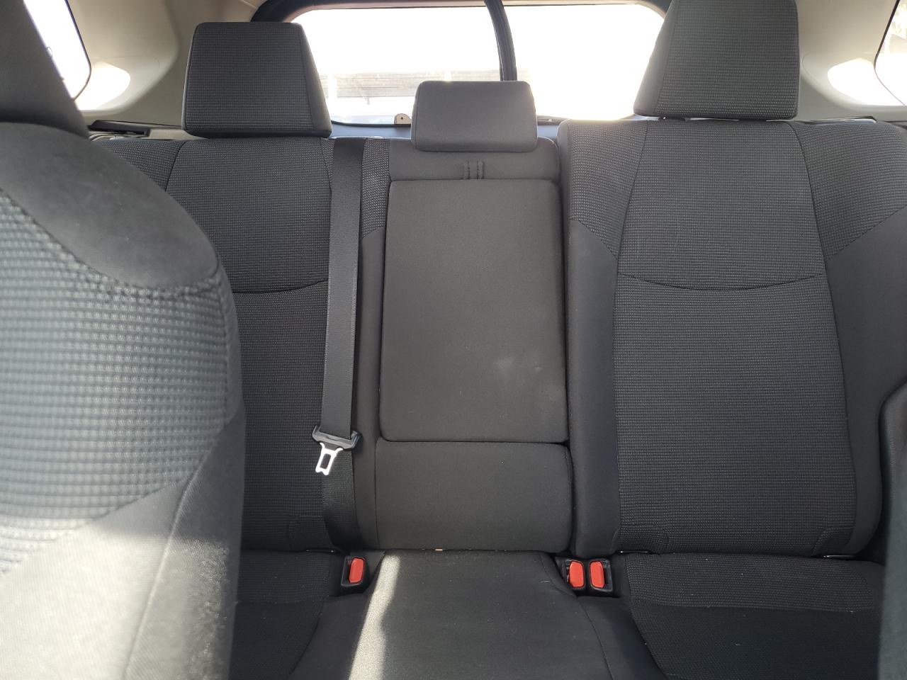 2021 Toyota RAV 4 - Image 10