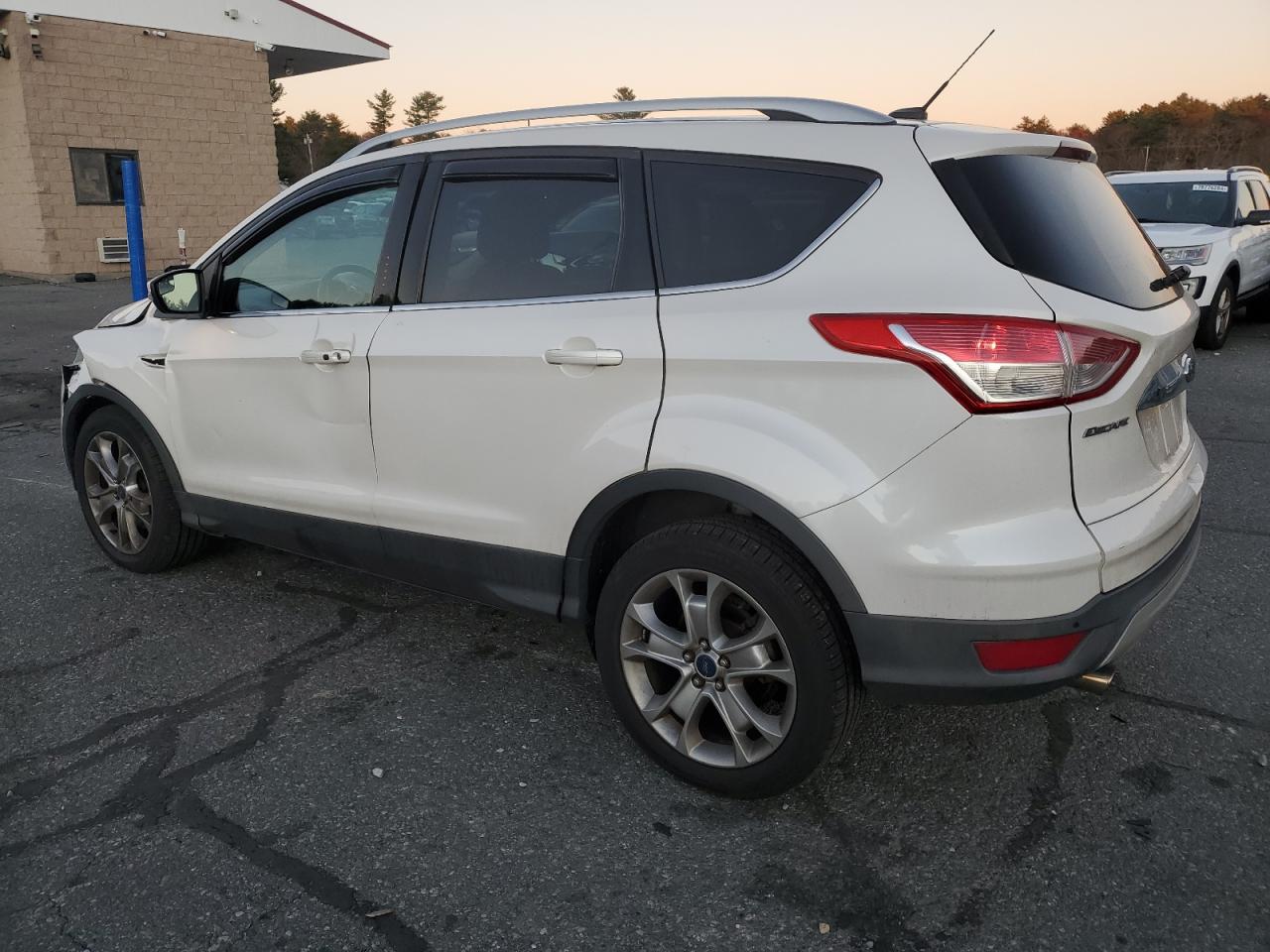 2014 Ford Escape - Image 2