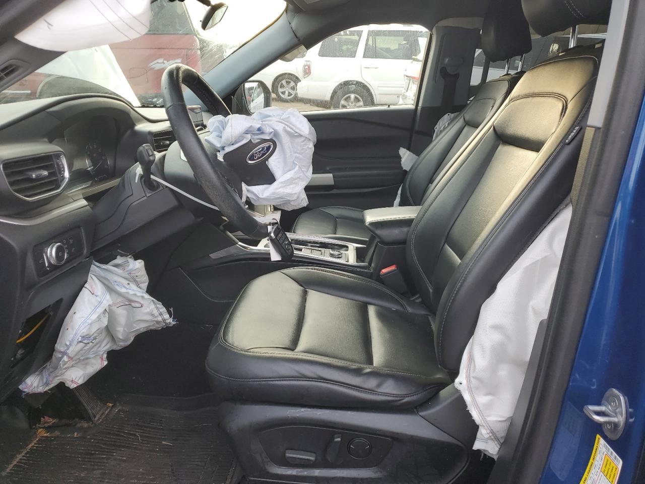 2022 Ford Explorer - Image 7