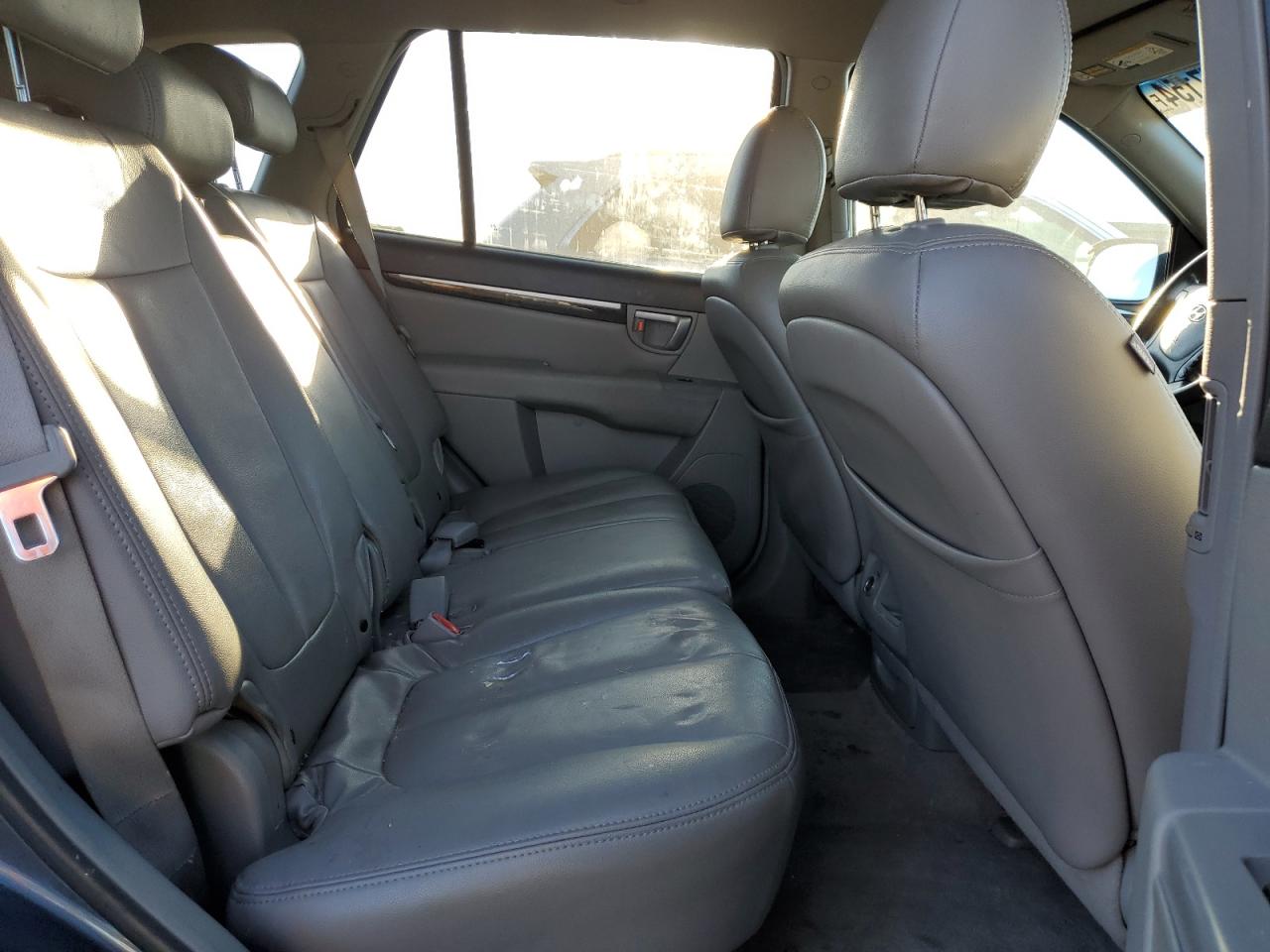 2007 Hyundai Santa Fe - Image 11