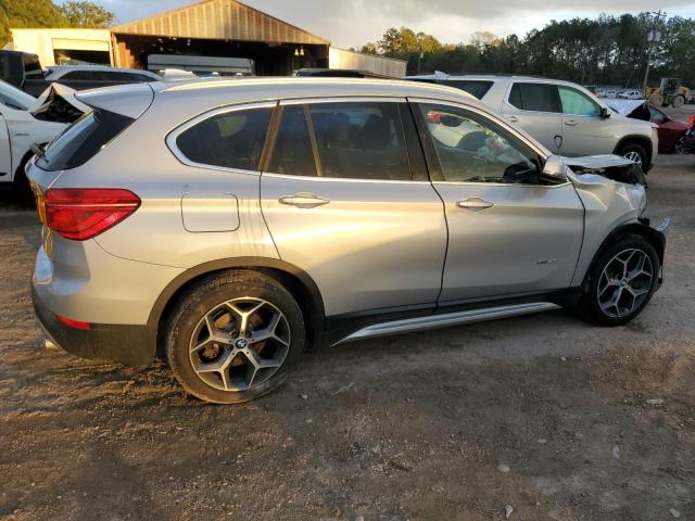  BMW X1 2017 Серебристый