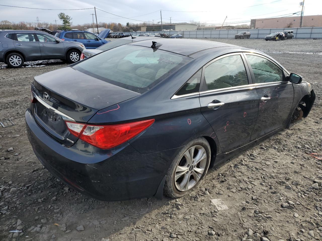 2013 Hyundai Sonata - Image 3