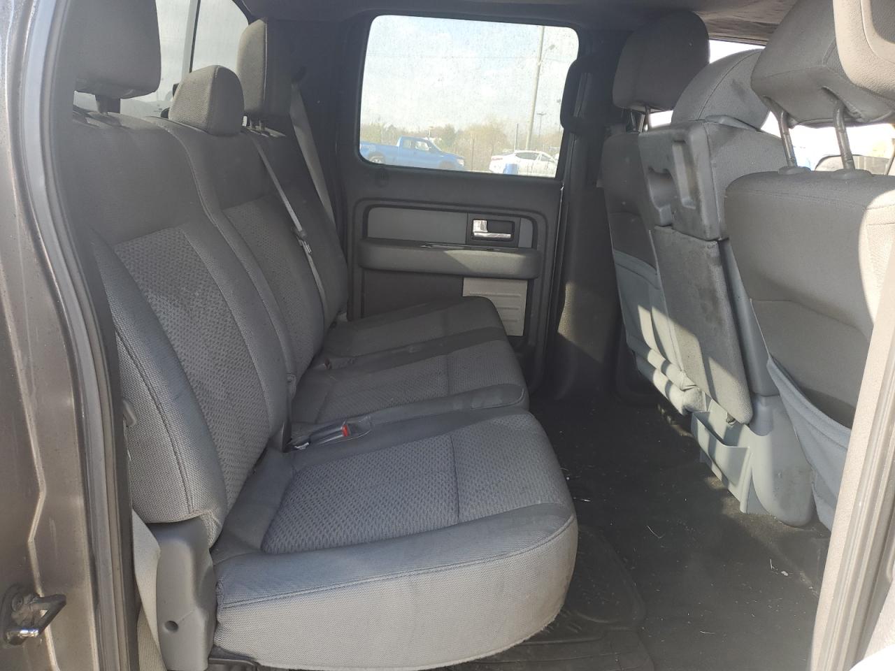 2013 Ford F-150 - Image 10